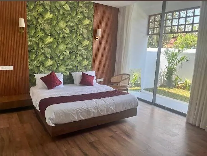 Hotel Indudharam Tourist Home - Vaikom Temple India