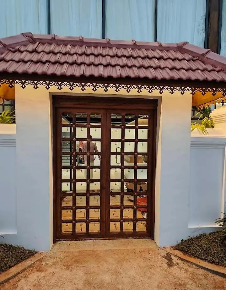 Indudharam Tourist Home - Vaikom Temple Hotel
